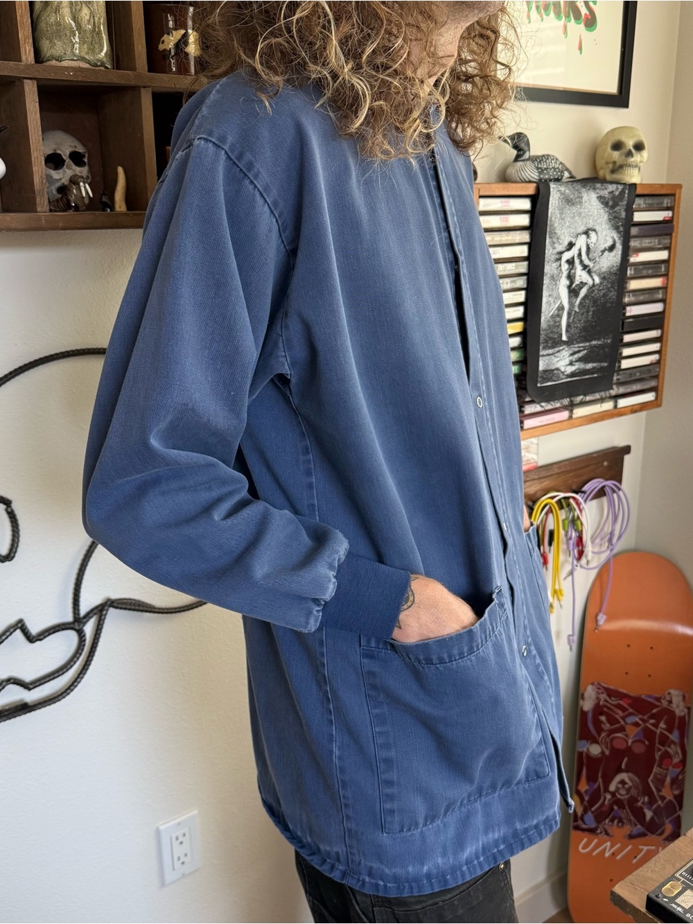 💀 SOLD 💀 Vintage 80s 90s Faded Denim Chore Coat ~ Size Medium - Picture 3 of 10